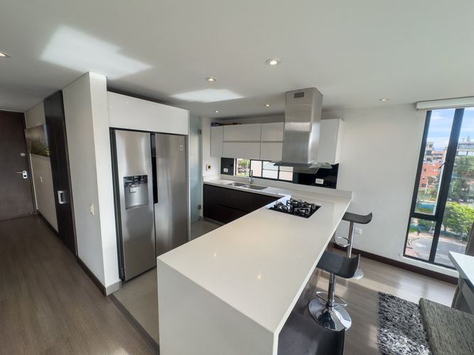 Apartamento de 3 alcobas en venta en San Patricio, Bogotá, 175 m² · foto 5 de 10