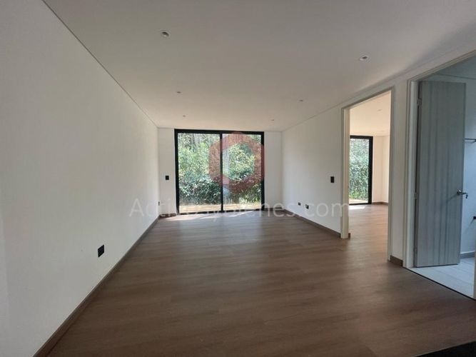Casa de 4 alcobas en venta en El Porvenir, Rionegro, 182 m² · foto 9 de 24