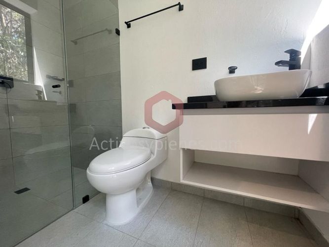 Casa de 4 alcobas en venta en El Porvenir, Rionegro, 182 m² · foto 18 de 24