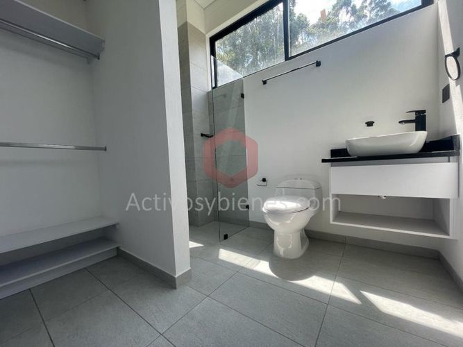 Casa de 4 alcobas en venta en El Porvenir, Rionegro, 182 m² · foto 21 de 24