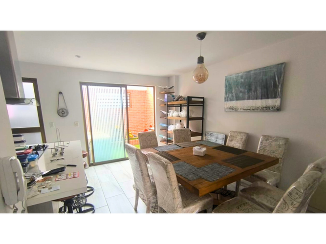 Casa de 5 alcobas en venta en El Campincito, Chía, 213 m² · foto 4 de 23
