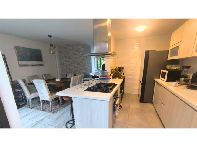 Casa de 5 alcobas en venta en El Campincito, Chía, 213 m² · foto 5 de 23