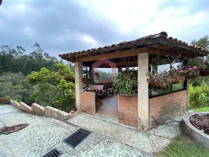 Casa de 3 alcobas en venta en El Porvenir, Rionegro · foto 2 de 24