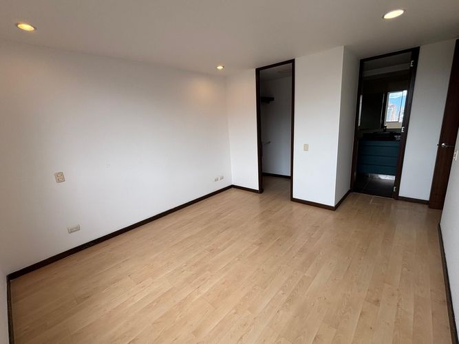 Apartamento de 3 alcobas en venta en El Poblado, Medellín, 114 m² · foto 9 de 11