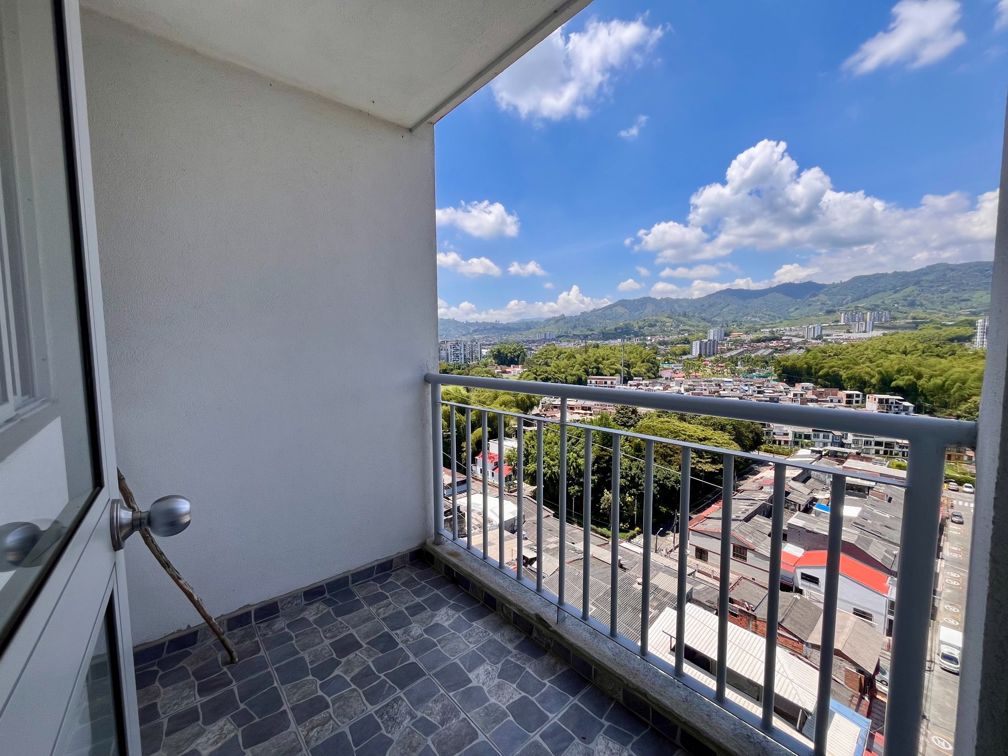 Apartamento en venta en La Pradera, Dosquebradas · foto 5 de 17