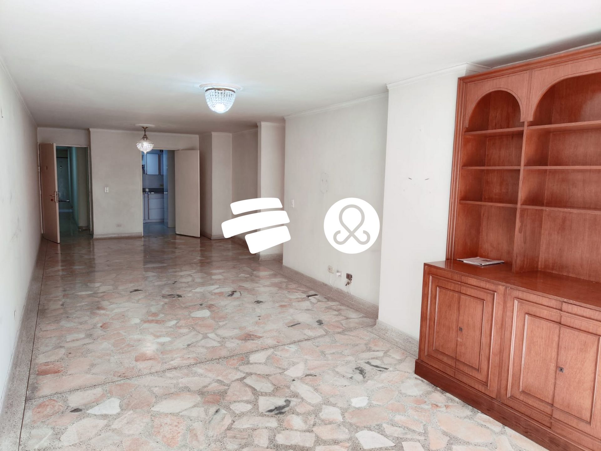 Apartamento en venta en Boston, Medellín 2