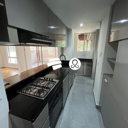 Apartamento de 3 alcobas en venta en El Poblado, Medellín, 101 m² · foto 4 de 16