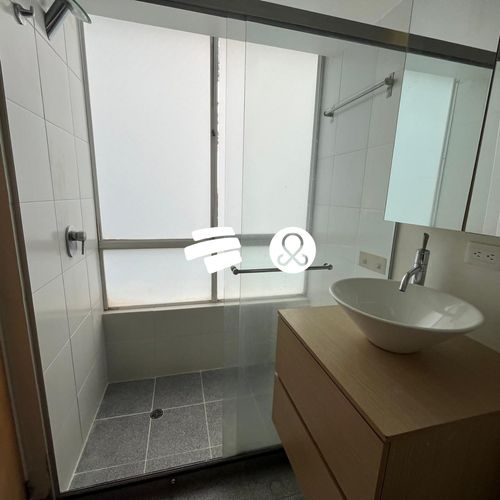 Apartamento de 3 alcobas en venta en El Poblado, Medellín, 101 m² · foto 15 de 16