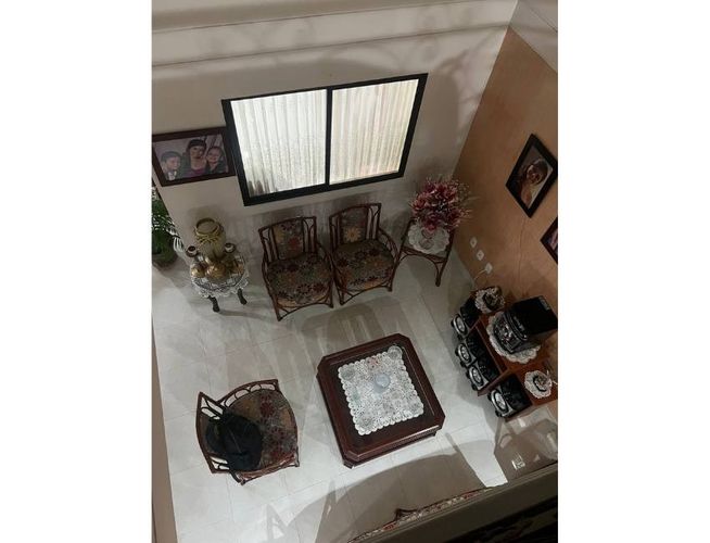 Casa de 6 alcobas en venta en San Alonso, Bucaramanga, 343 m² · foto 12 de 19