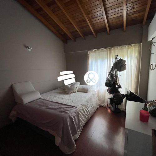 Casa de 4 alcobas en venta en El Poblado, Medellín, 85 m² · foto 7 de 11
