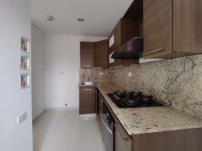 Apartamento en venta en Loma De Las Brujas, Envigado · foto 3 de 18