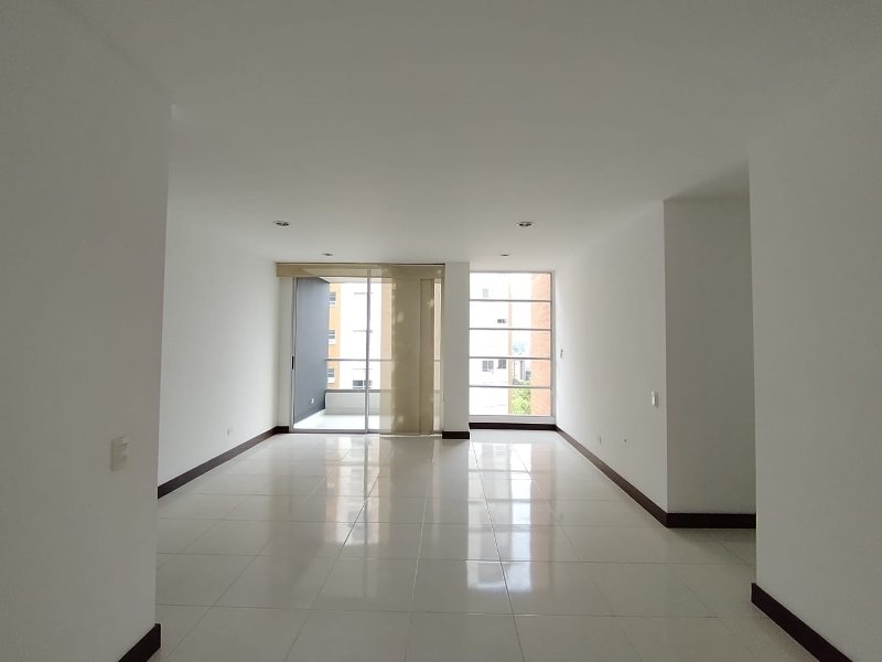 Apartamento en venta en Loma De Las Brujas, Envigado · foto 13 de 18
