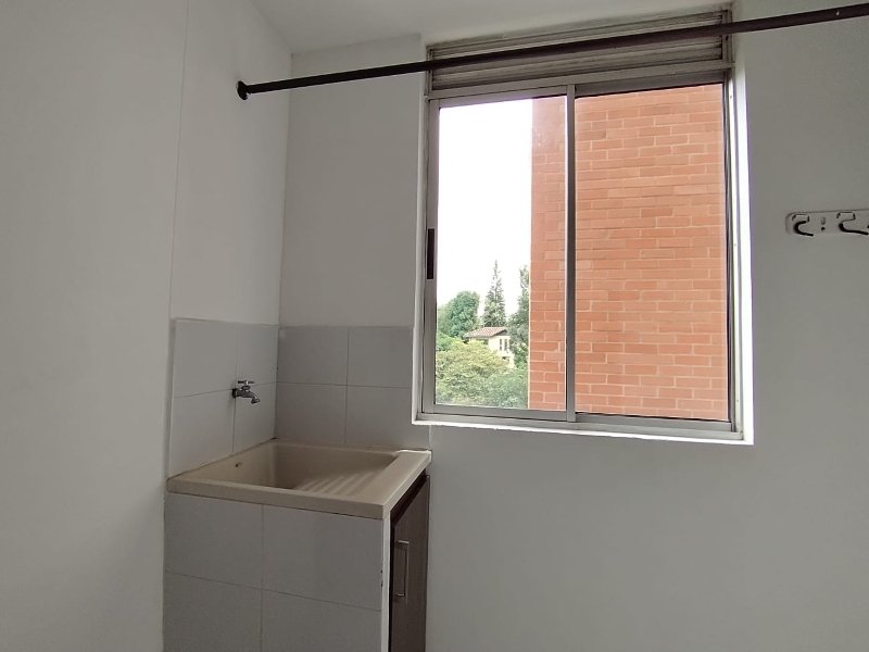 Apartamento en venta en Loma De Las Brujas, Envigado · foto 15 de 18