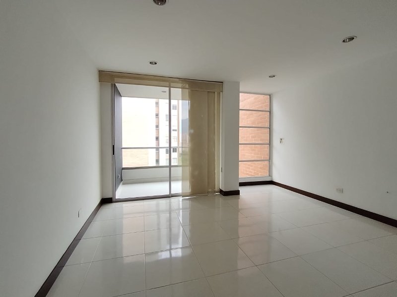 Apartamento en venta en Loma De Las Brujas, Envigado · foto 16 de 18