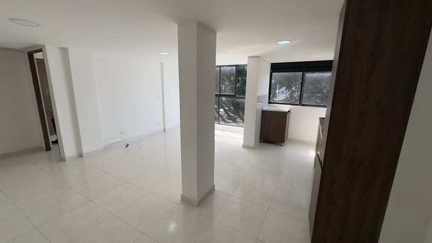 Apartamento de 3 alcobas en venta en Girardot, Girardot, 60 m² · foto 2 de 15