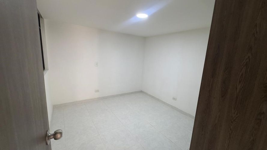Apartamento de 3 alcobas en venta en Girardot, Girardot, 60 m² · foto 9 de 15