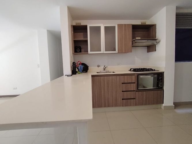 Apartamento de 3 alcobas en arriendo en Ciudad Del Río, Medellín, 100 m² · foto 4 de 24