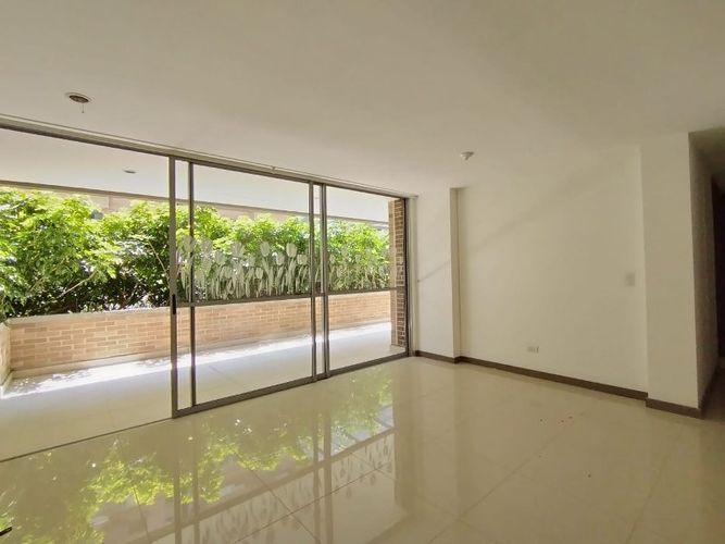 Apartamento de 3 alcobas en arriendo en Ciudad Del Río, Medellín, 100 m² · foto 5 de 24