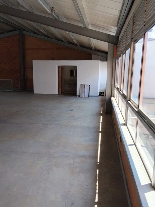 Bodega en arriendo en Santa Mónica, Medellín, 290 m² · foto 6 de 6