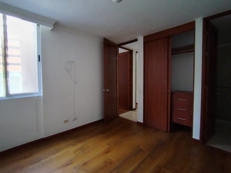 Apartamento en arriendo en Cumbres, Medellín · foto 20 de 24