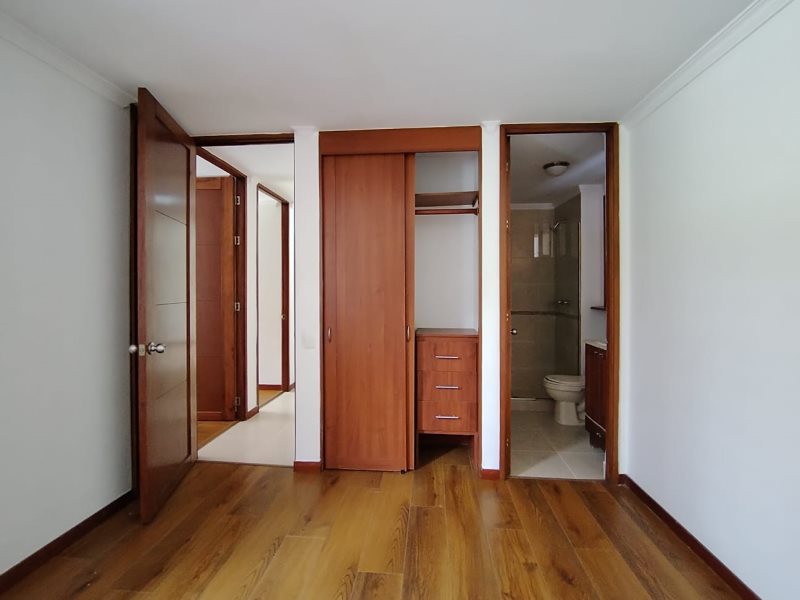 Apartamento en arriendo en Cumbres, Medellín · foto 22 de 24