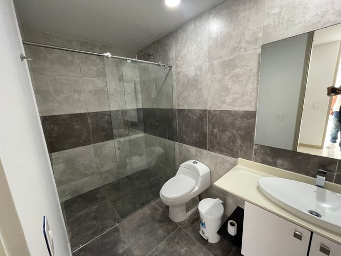 Apartamento de 2 alcobas en venta en Crespo, Cartagena, 105 m² · foto 11 de 22