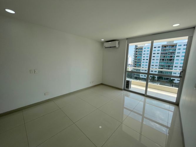 Apartamento de 2 alcobas en venta en Crespo, Cartagena, 105 m² · foto 13 de 22
