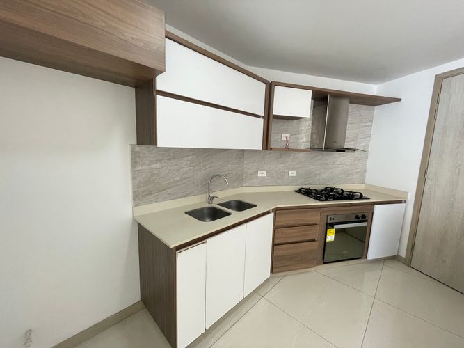Apartamento de 2 alcobas en venta en Crespo, Cartagena, 105 m² · foto 15 de 22