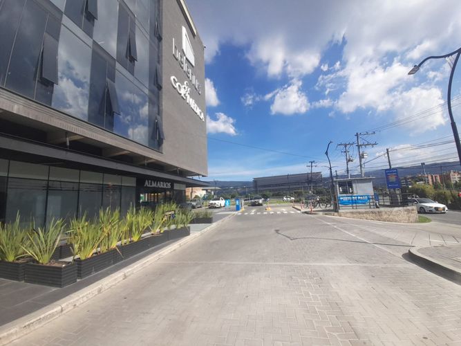 Consultorio en arriendo en Hacienda Fontanar, Chía, 53 m² · foto 2 de 17