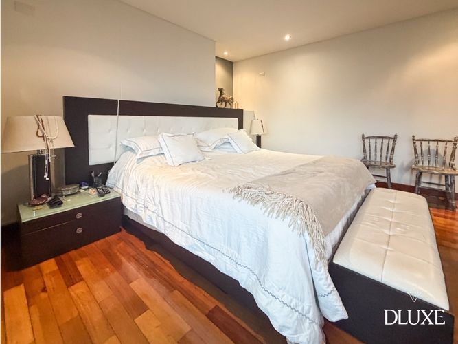 Apartamento de 3 alcobas en venta en Las Lomas No.2, Medellín, 320 m² · foto 18 de 24