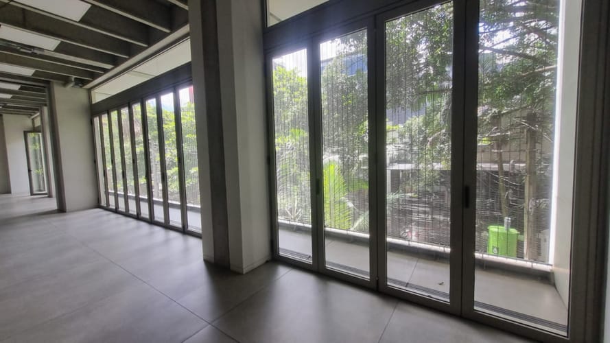 Oficina en arriendo en El Poblado, Medellín, 95 m² · foto 6 de 10