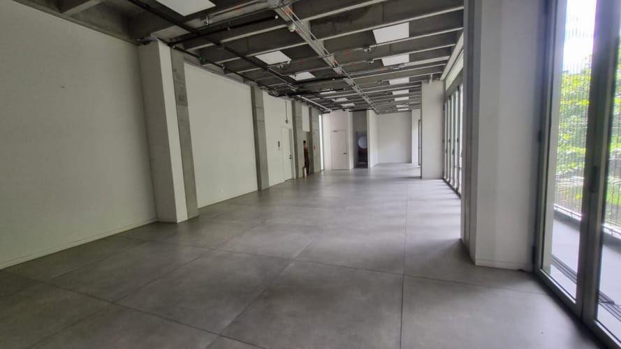 Oficina en arriendo en El Poblado, Medellín, 95 m² · foto 7 de 10