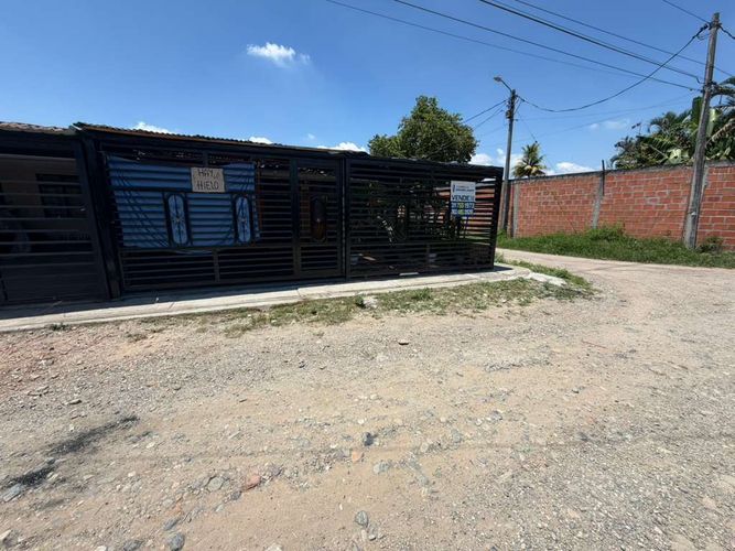 Casa de 4 alcobas en venta en Buchitolo, Candelaria, 48 m² · foto 5 de 10