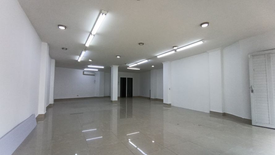 Edificio en venta en San Vicente, Cali, 410 m² · foto 9 de 24