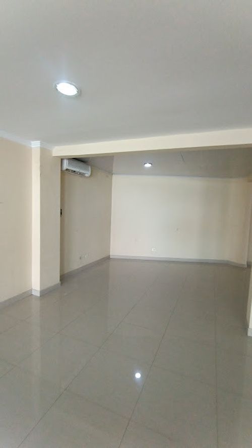 Edificio en venta en San Vicente, Cali, 410 m² · foto 11 de 24