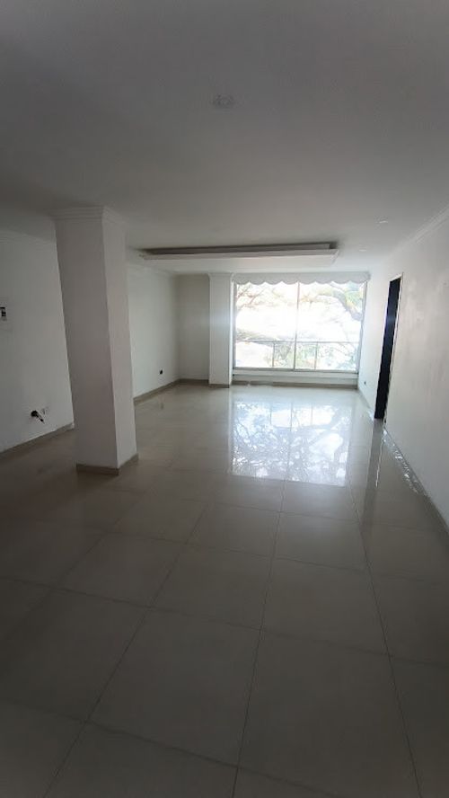 Edificio en venta en San Vicente, Cali, 410 m² · foto 20 de 24