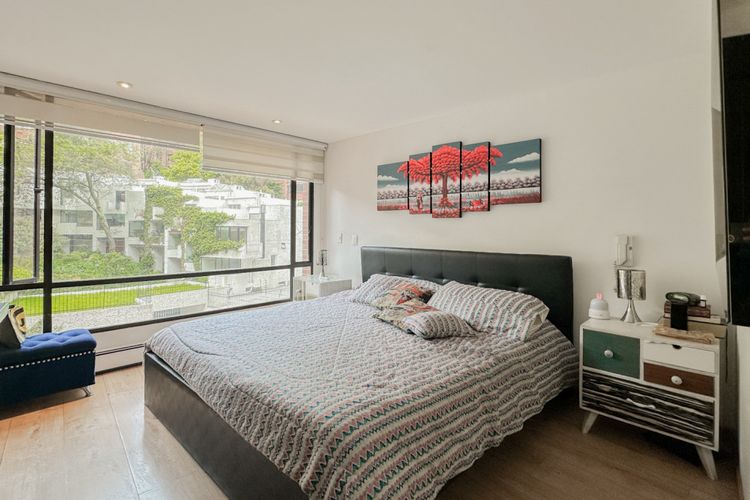 Apartamento de 3 alcobas en venta en Los Rosales, Bogotá, 130 m² · foto 10 de 17