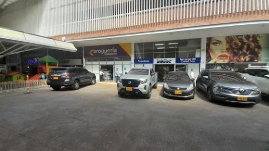 Local en arriendo en Prados De Sabaneta, Sabaneta, 6 m² · foto 10 de 13