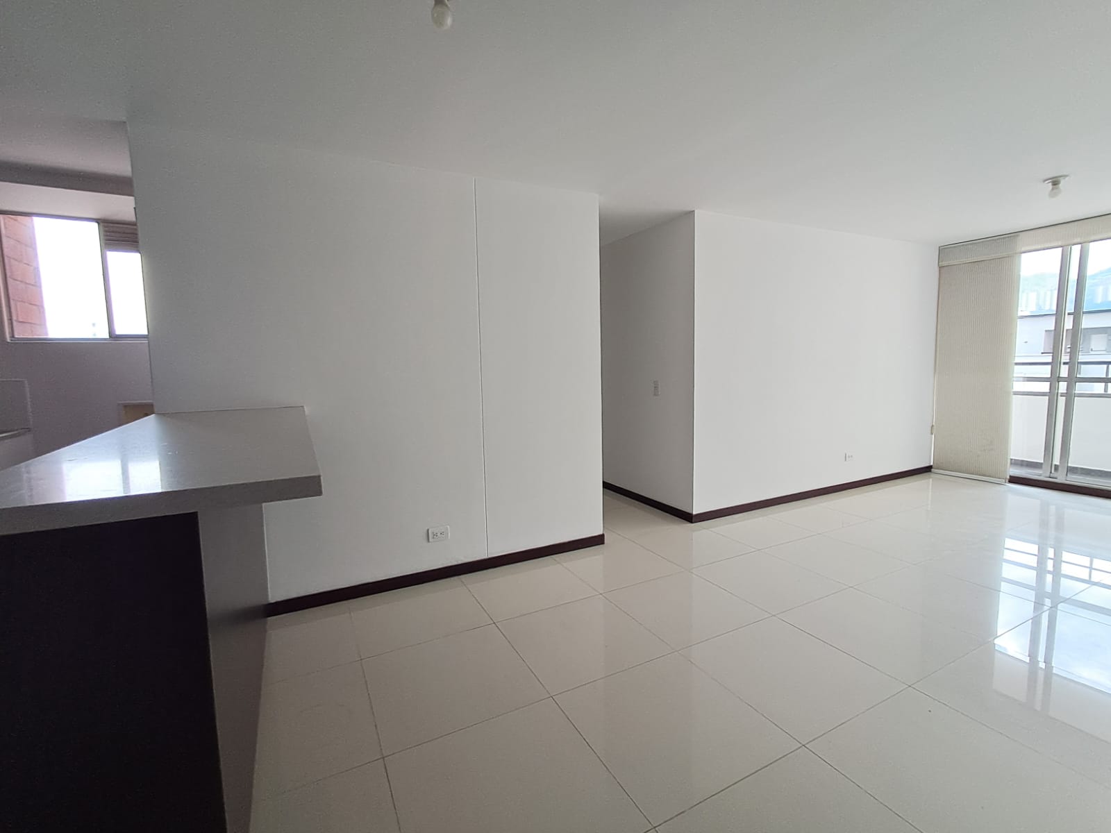 Apartamento en arriendo en Laureles, Medellín · foto 3 de 20