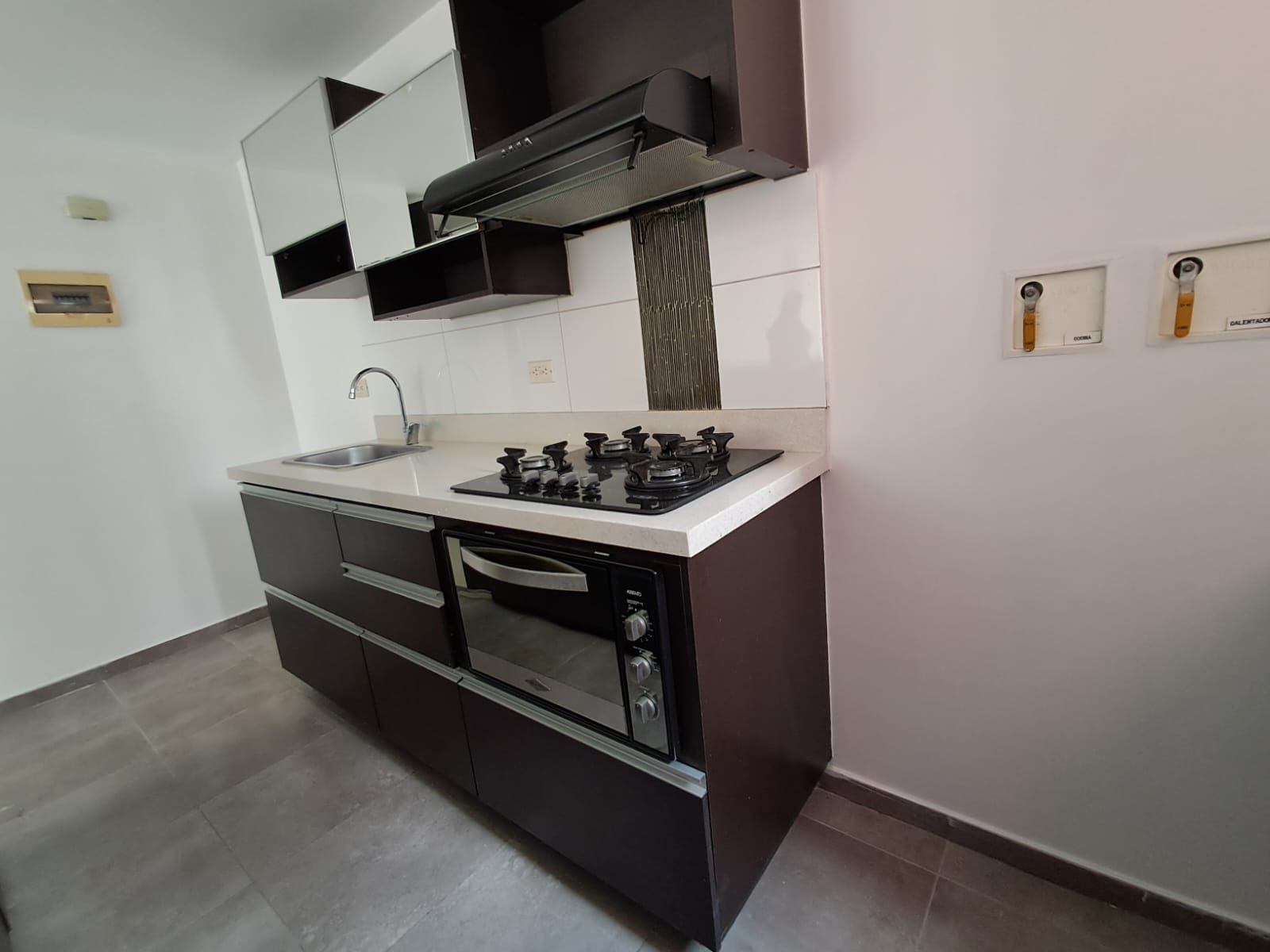 Apartamento en arriendo en Laureles, Medellín · foto 7 de 20