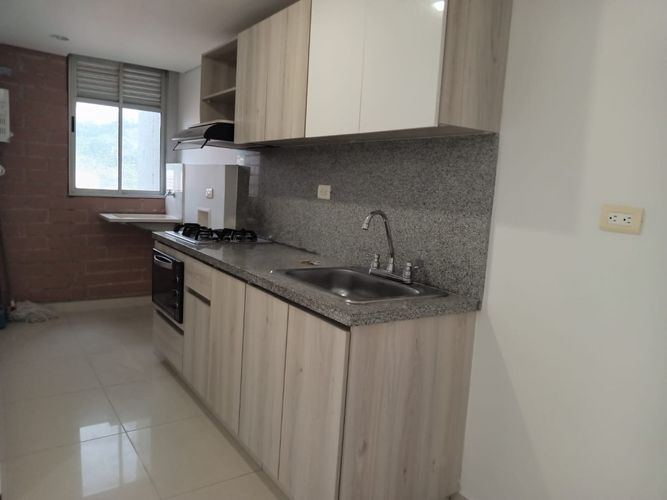 Apartamento de 3 alcobas en venta en Aves Maria, Sabaneta, 67 m² · foto 4 de 24