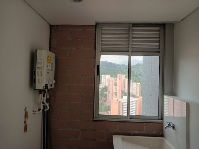 Apartamento de 3 alcobas en venta en Aves Maria, Sabaneta, 67 m² · foto 5 de 24