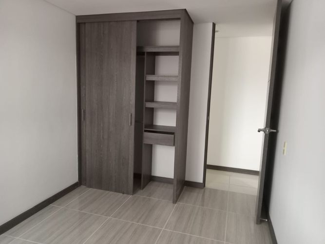 Apartamento de 3 alcobas en venta en Aves Maria, Sabaneta, 67 m² · foto 10 de 24
