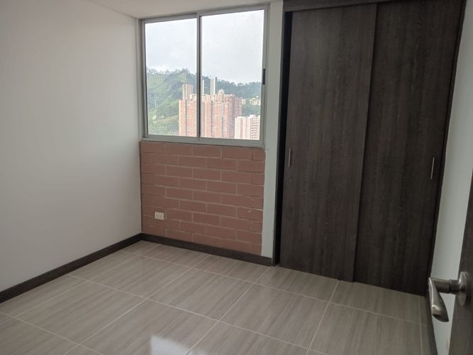 Apartamento de 3 alcobas en venta en Aves Maria, Sabaneta, 67 m² · foto 12 de 24