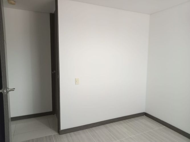 Apartamento de 3 alcobas en venta en Aves Maria, Sabaneta, 67 m² · foto 15 de 24