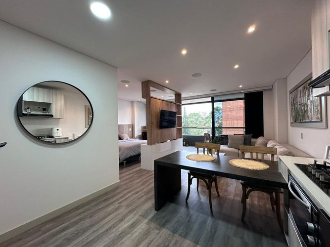 Apartamento de 1 alcoba en arriendo en El Poblado, Medellín, 65 m² · foto 4 de 13