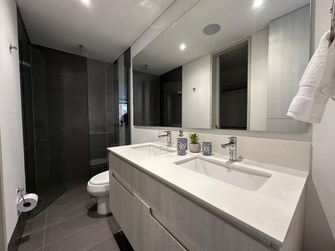 Apartamento de 1 alcoba en arriendo en El Poblado, Medellín, 65 m² · foto 12 de 13