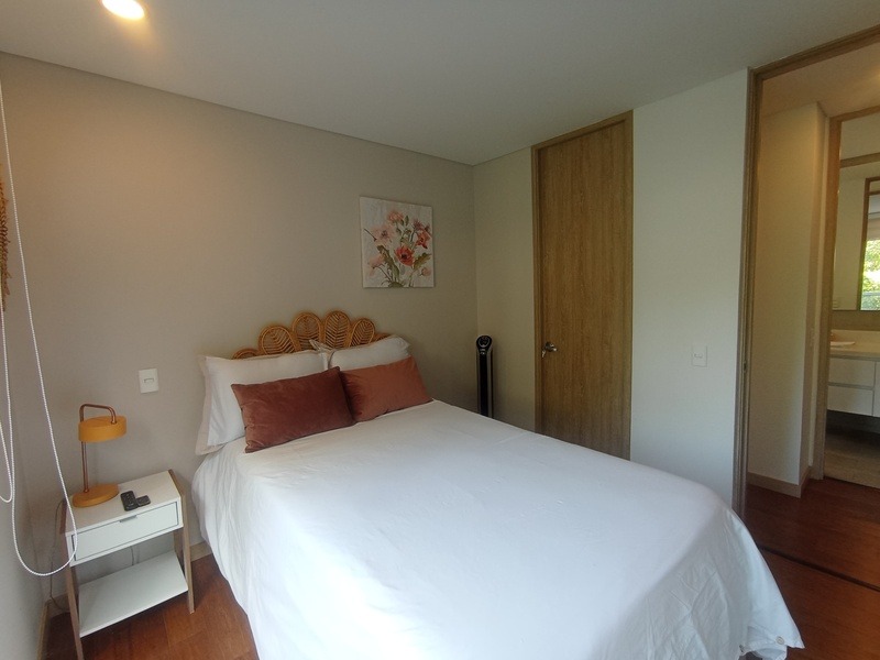 Apartamento en arriendo en El Poblado, Medellín · foto 3 de 11
