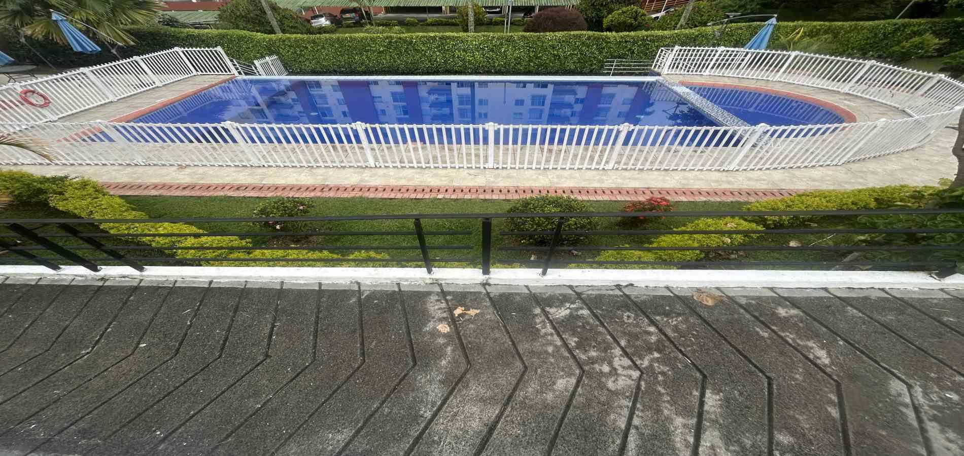 Casa en venta en La Castellana, Pereira · foto 4 de 24