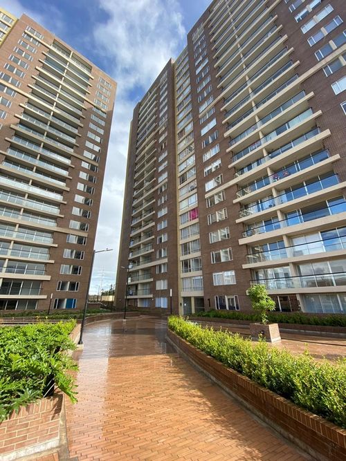 Apartamento de 3 alcobas en venta en Benjamin Herrera, Bogotá, 71 m² · foto 21 de 23